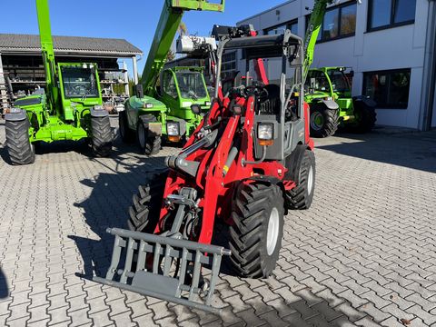 Weidemann 1880 mit Euroaufnahme