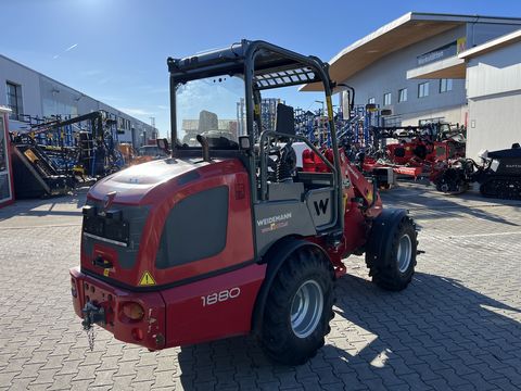 Weidemann 1880 mit Euroaufnahme