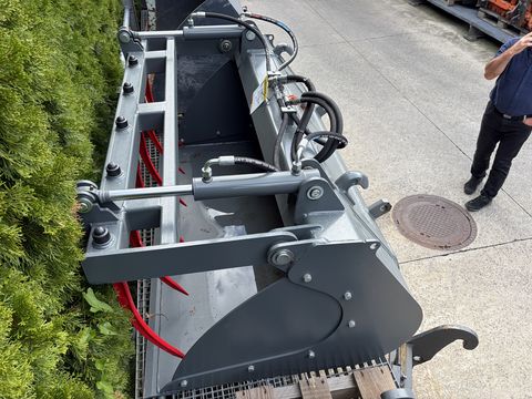 Sonstige Greifschaufel 1.500m mit Euro