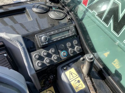 Giant Tendo 5048 mit Weidemann Aufnahme