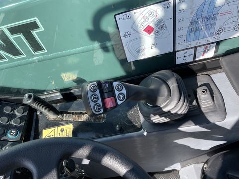 Giant Tendo 5048 mit Weidemann Aufnahme