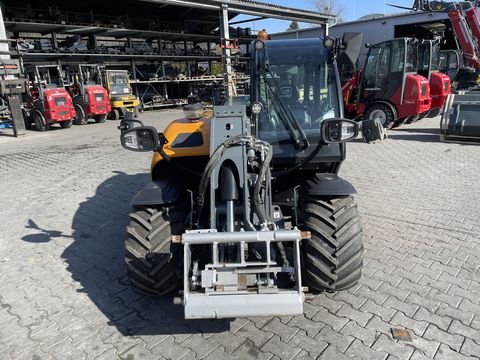 Giant Tendo 5048 mit Weidemann Aufnahme