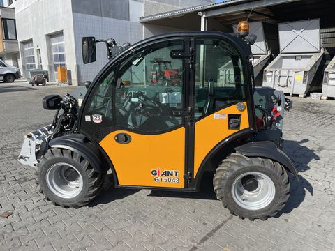 Giant Tendo 5048 mit Weidemann Aufnahme