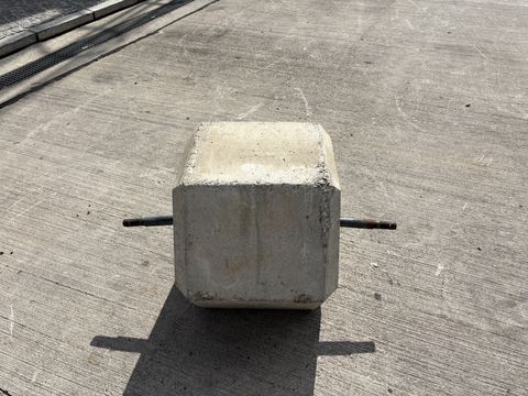 Sonstige Betongewicht 320 kg