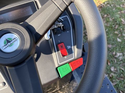 Herkules HT 102-24 XDC 2WD Neo Modell 2026