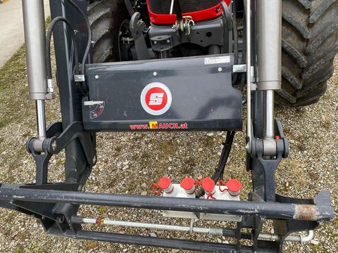 Massey Ferguson 5611 + Stoll FZ 20 Frontlader