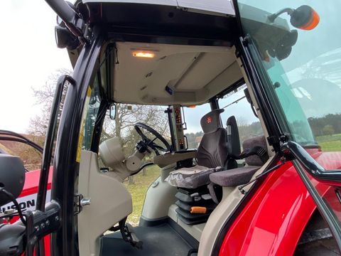 Massey Ferguson 5611 + Stoll FZ 20 Frontlader