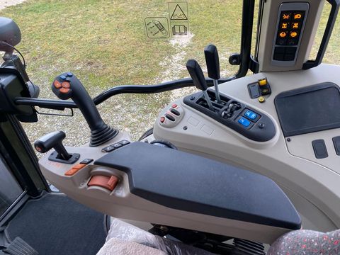 Massey Ferguson 5611 + Stoll FZ 20 Frontlader