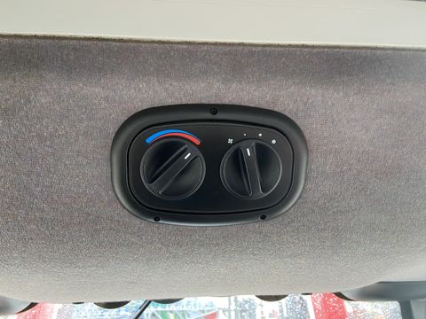 Steyr Kompakt 4075 Komfort 1