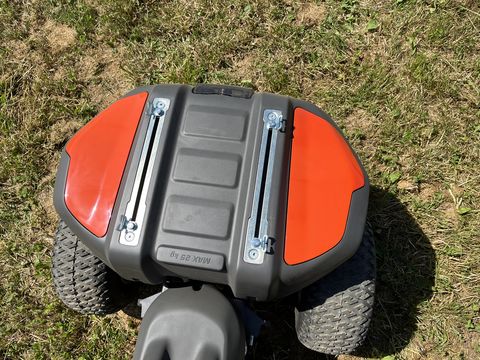 Husqvarna Rider 200iX AWD inkl. Mähdeck