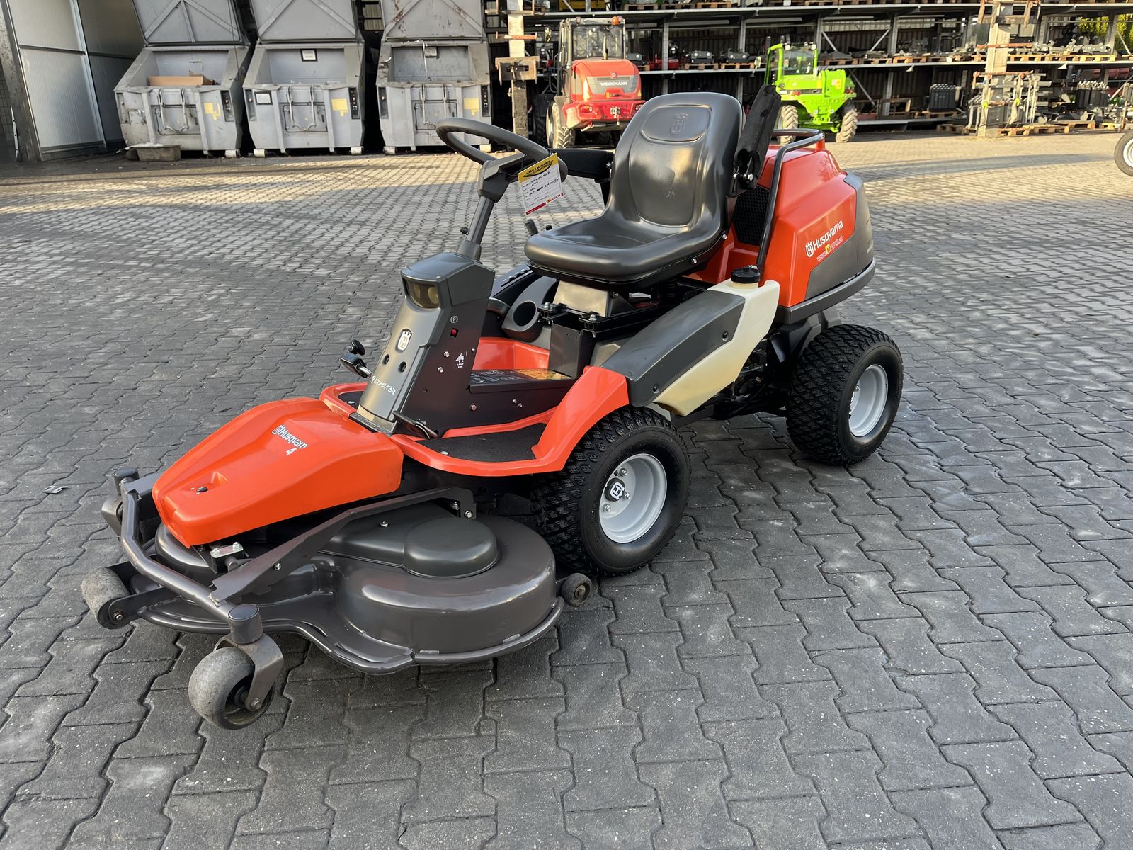 Husqvarna Rider PF21 AWD Mähdeck 122cm 3