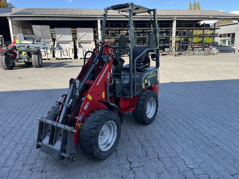 Weidemann 1140 mit Klappdach