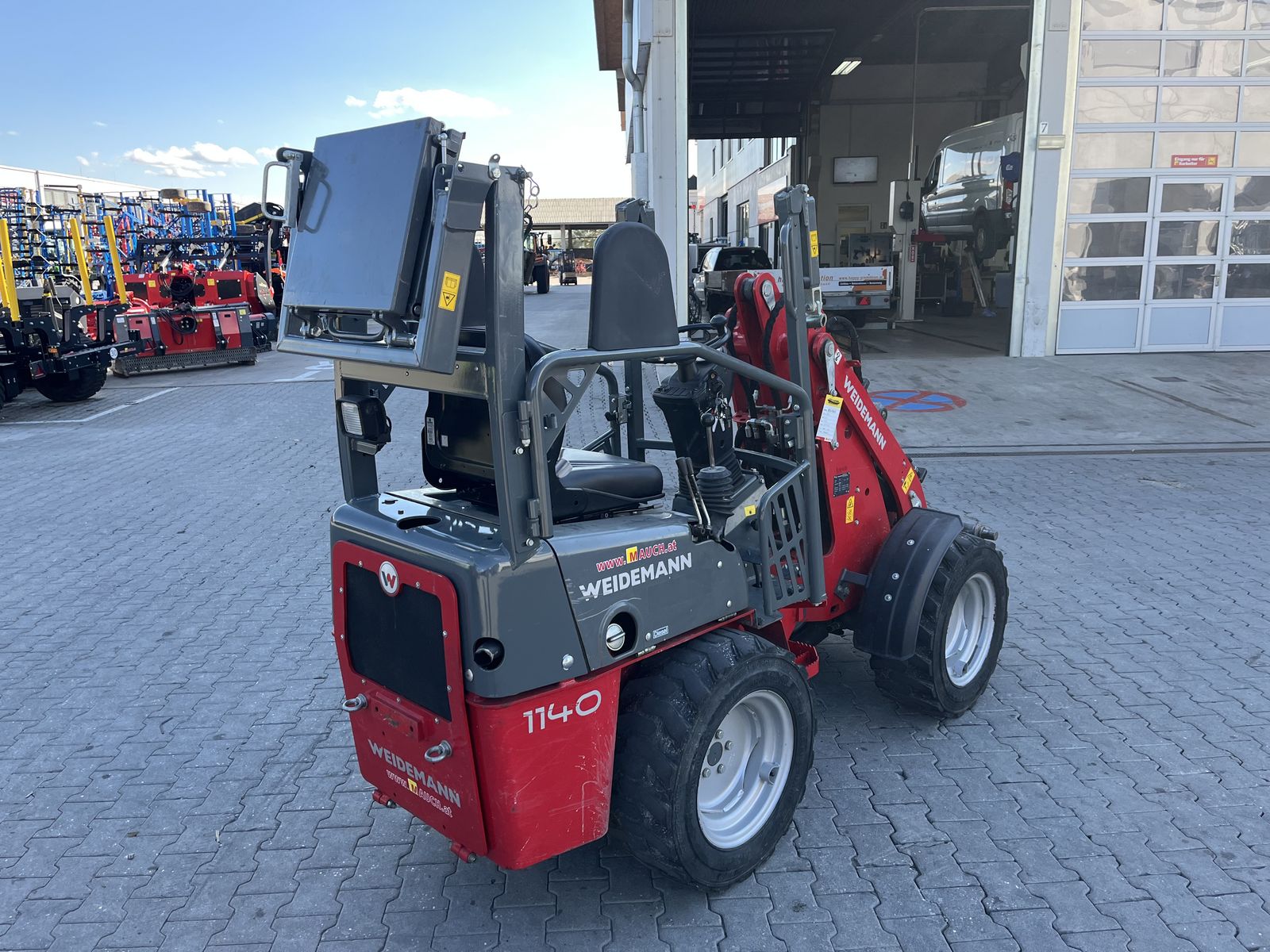 Weidemann 1140 mit Klappdach 2