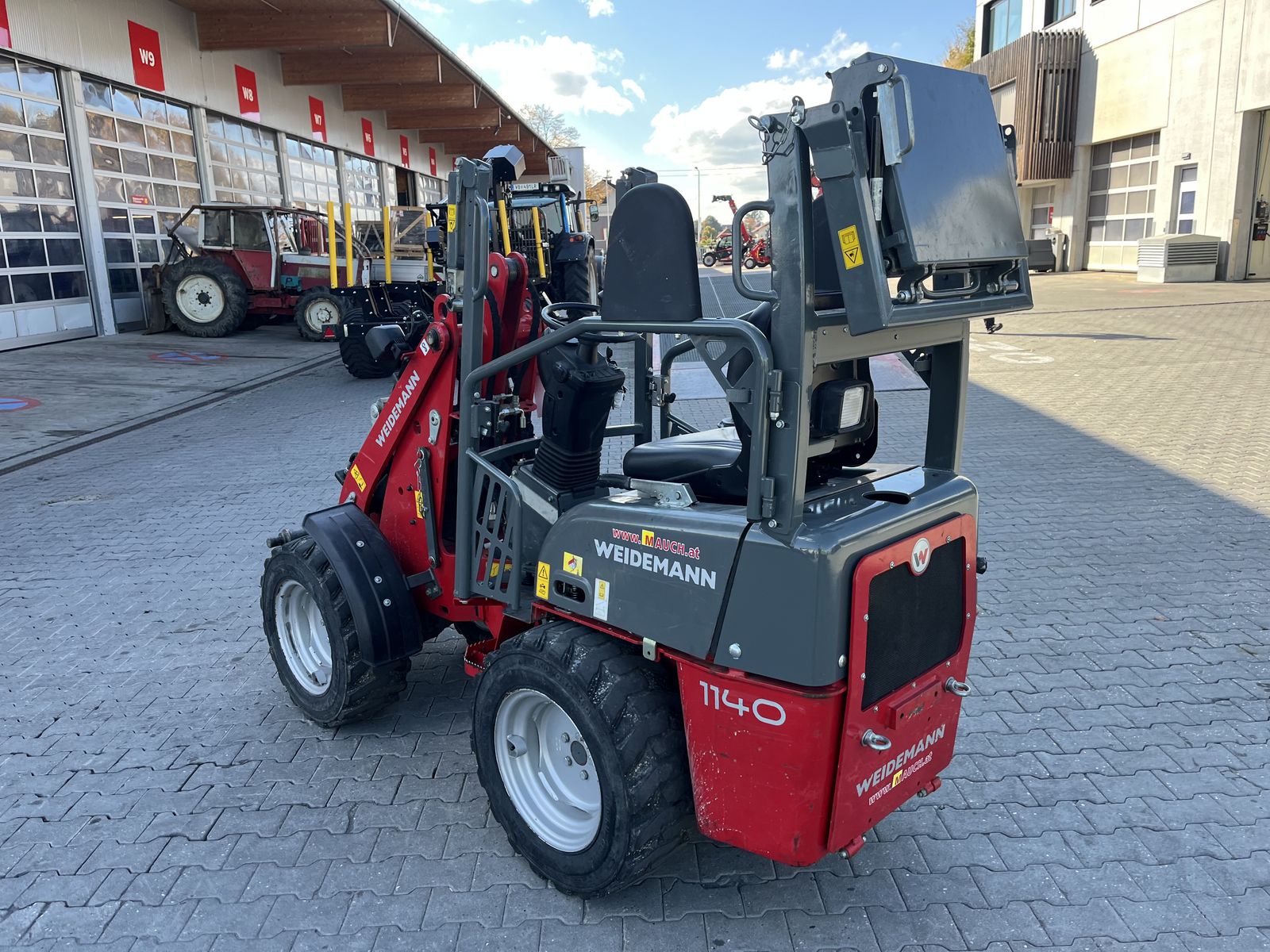 Weidemann 1140 mit Klappdach 3