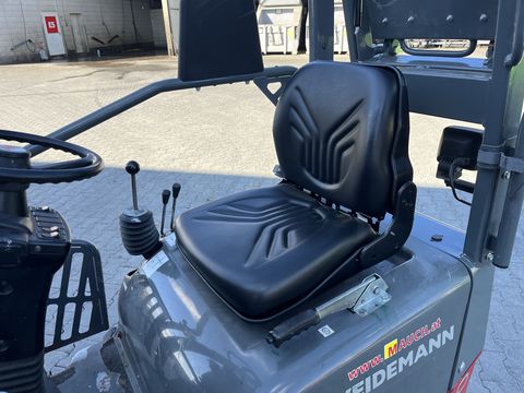 Weidemann 1140 mit Klappdach