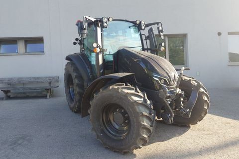 Valtra G135