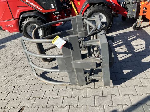 Sonstige Rundballenzange Weidemann Aufnahme