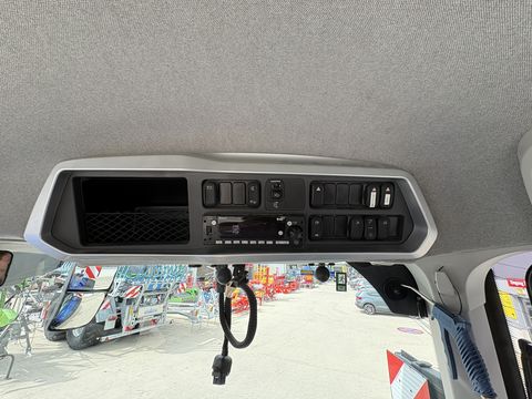 New Holland T7.300 PLM Auto Command