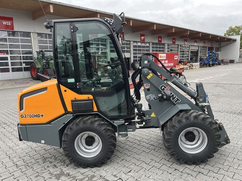 Giant G 2700HD+ mit Kabine & Weidemann HV