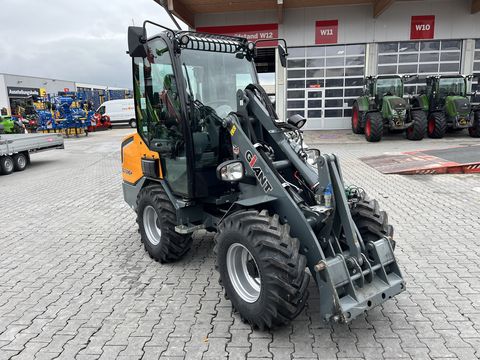 Giant G 2700HD+ mit Kabine & Weidemann HV
