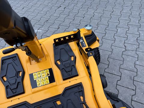 Cub Cadet XZ6 Ultima 127cm 23PS Motor