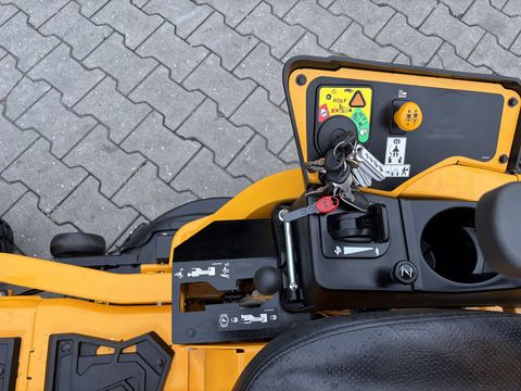 Cub Cadet XZ6 Ultima 127cm 23PS Motor