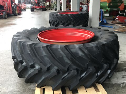 Trelleborg VF 750/70R44 + VF 650/60R38 inklusive Felgen