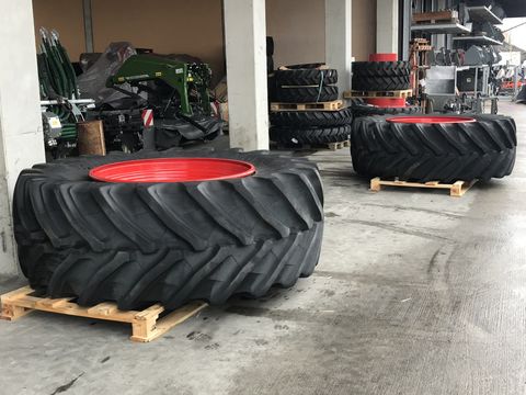 Trelleborg VF 750/70R44 + VF 650/60R38 inklusive Felgen