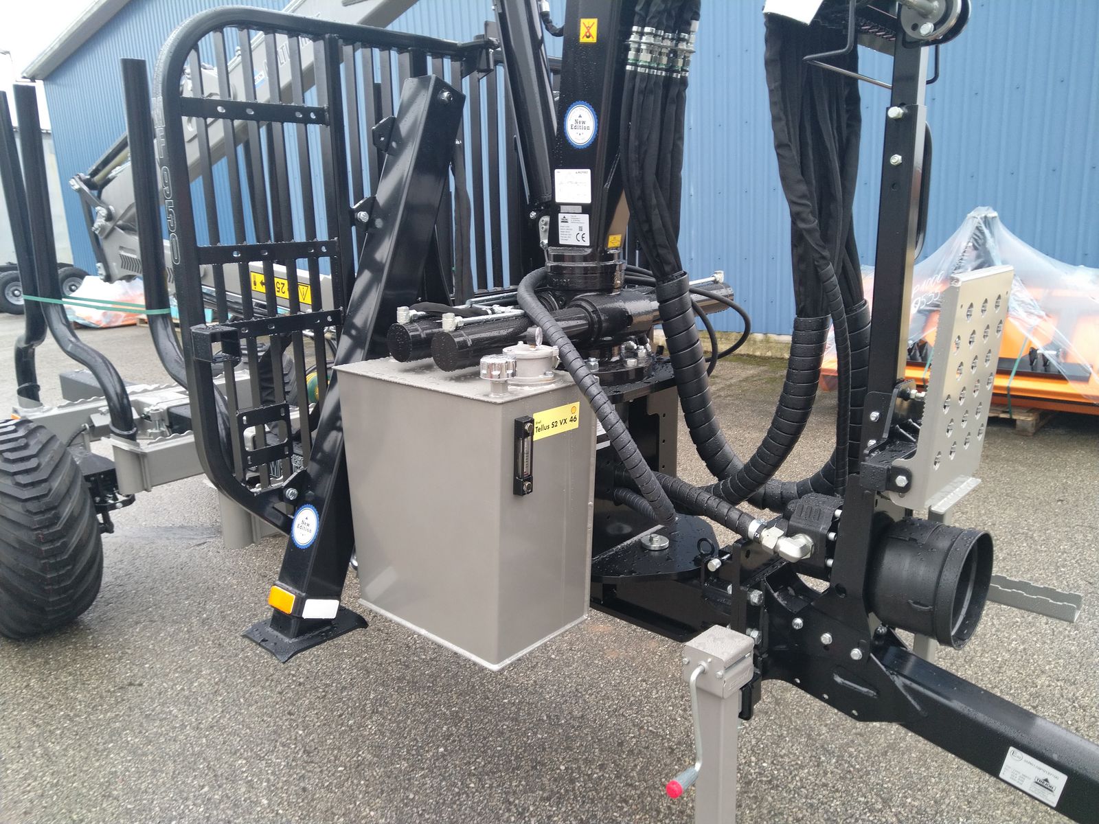 Trejon-Multiforest MF 950 mit V6500 2