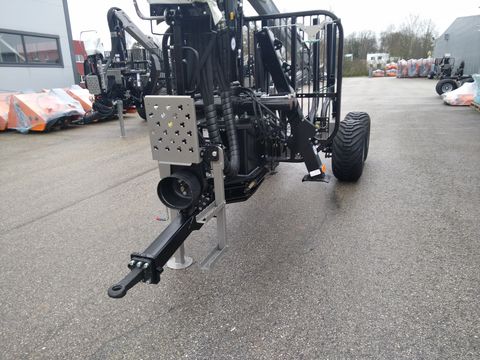 Trejon-Multiforest MF 950 mit V6500