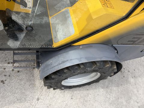 Eurotrac W12 mit Kabine neuwertig