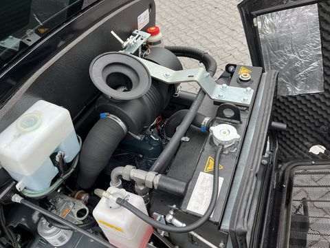 Giant 2500 HD mit Kabine 50h 