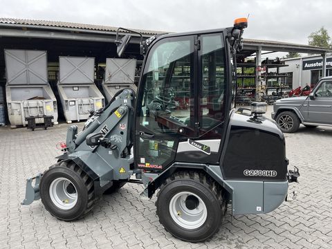 Giant 2500 HD mit Kabine 50h 