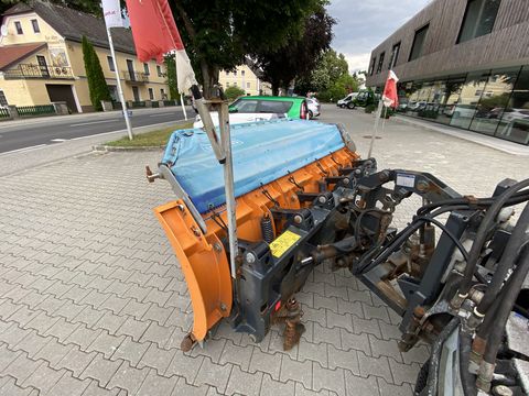 Mercedes Unimog   U300