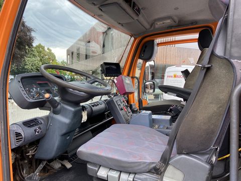 Mercedes Unimog   U300