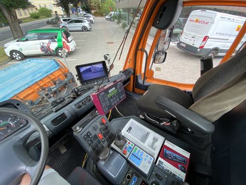 Mercedes Unimog   U300