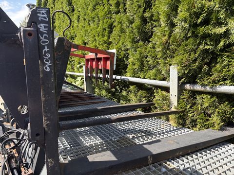 Manitou Staplergabel mit Ballenspies
