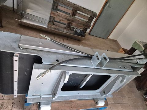 Sonstige Futterschieber