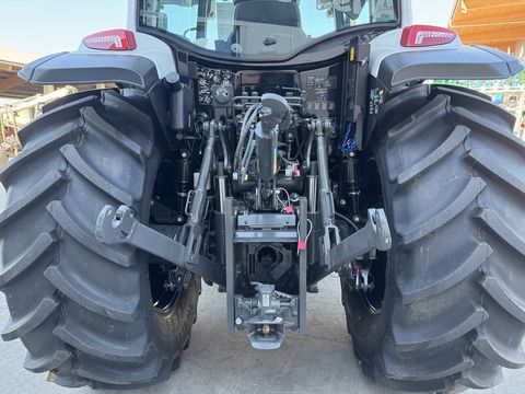 Valtra A 115