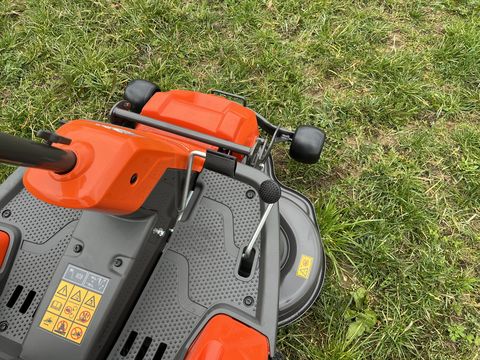 Husqvarna Rider 214TC Comfort Edition NEU