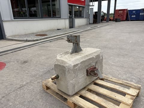 Sonstige Frontgewicht 300 kg