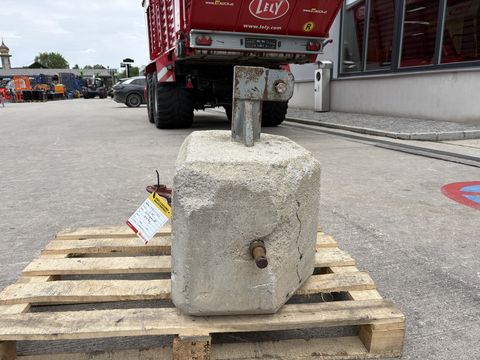Sonstige Frontgewicht 300 kg
