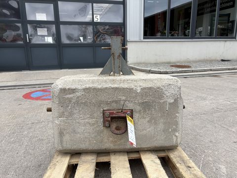 Sonstige Frontgewicht 300 kg