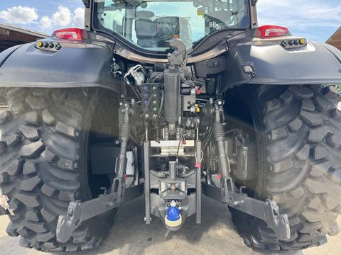 Valtra N175