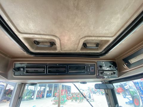 Massey Ferguson 2645 A electronic