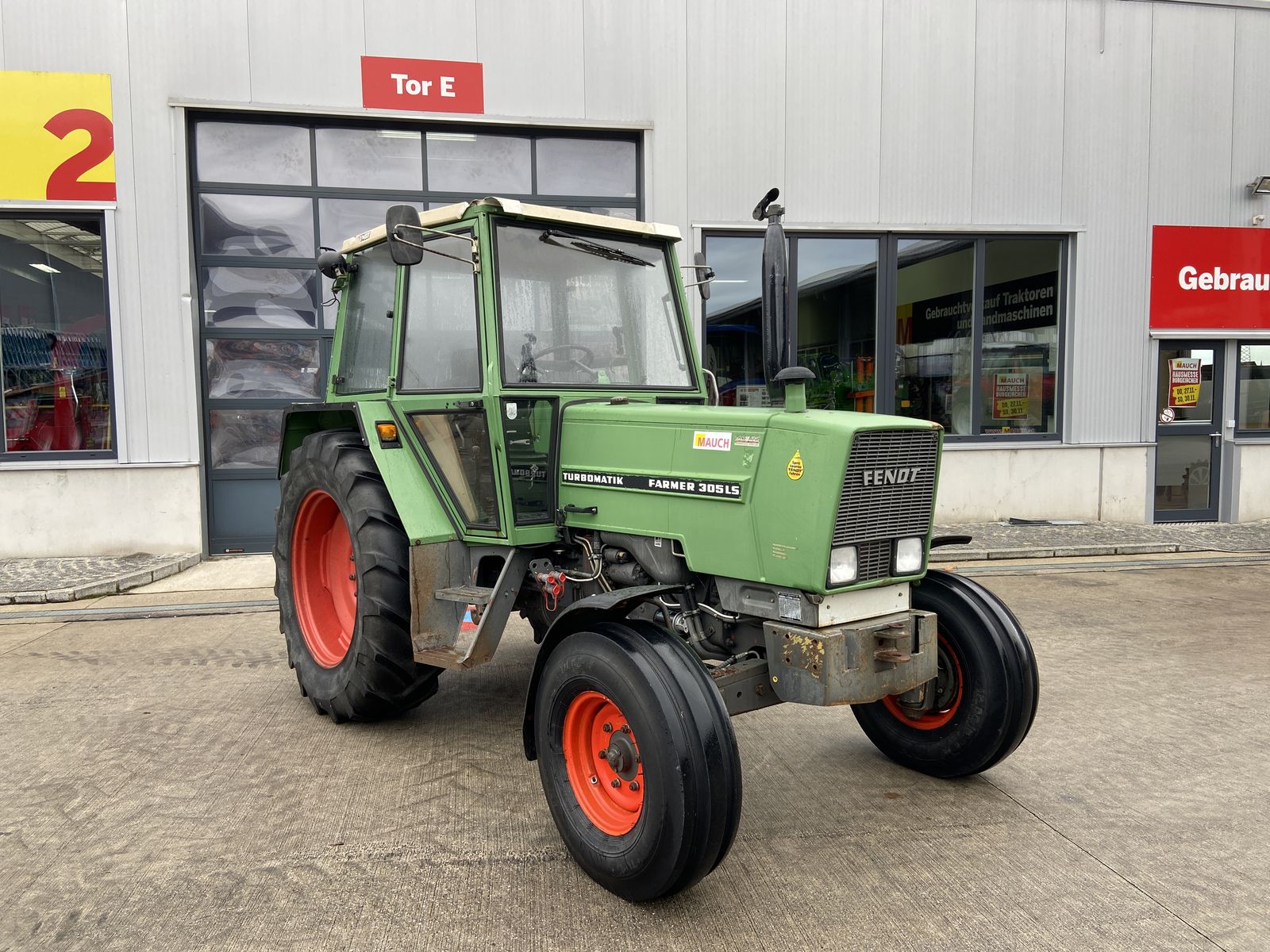 Fendt Farmer 305 LS 40 km/h 3