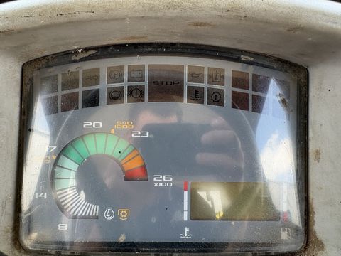 John Deere 3300