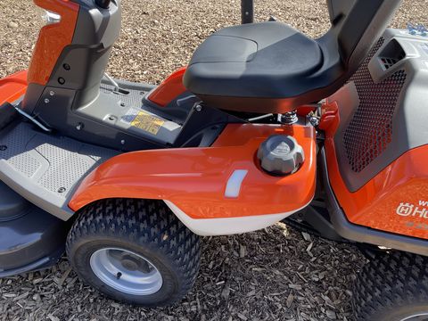 Husqvarna Rider 316TsX AWD 103cm & Schneeschild