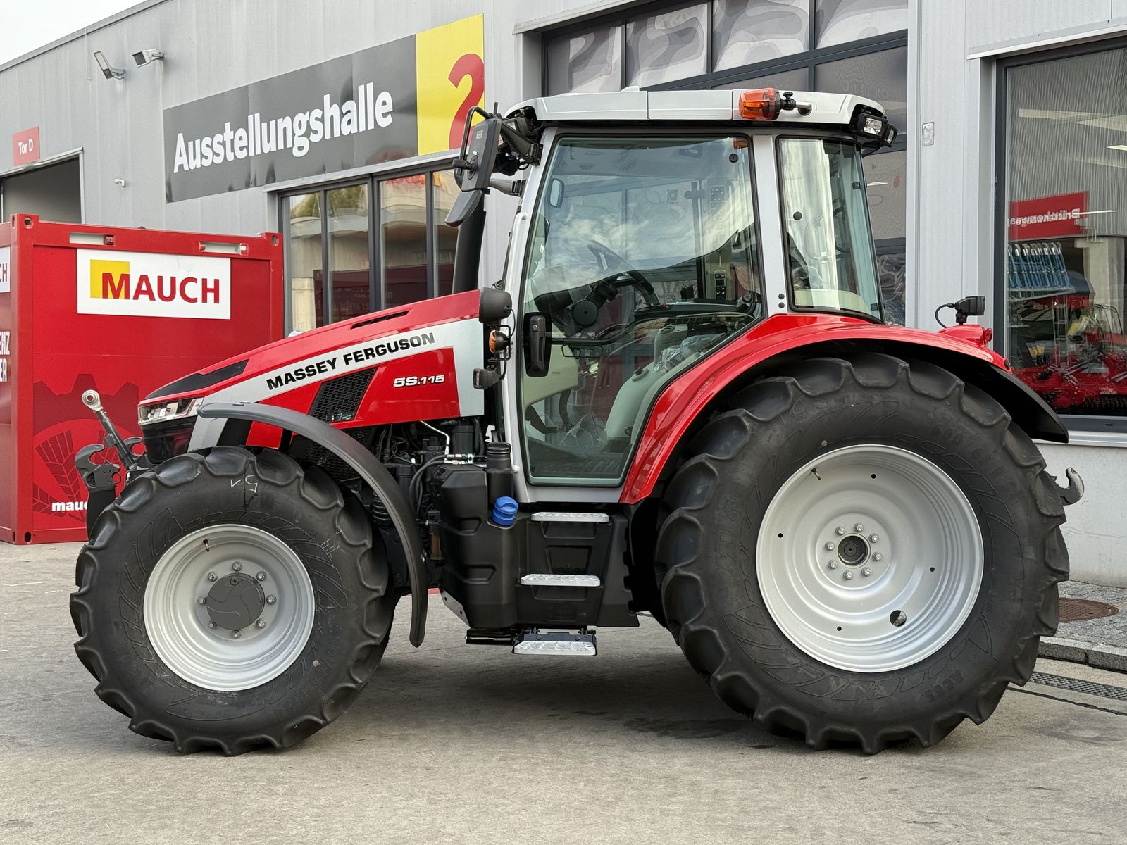 Massey Ferguson MF 5S.115 Dyna-4 Efficient 2