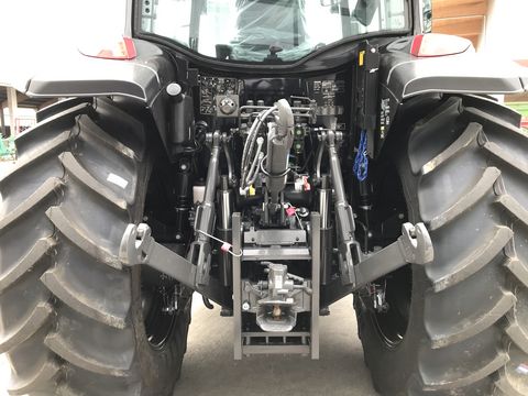Valtra A 115